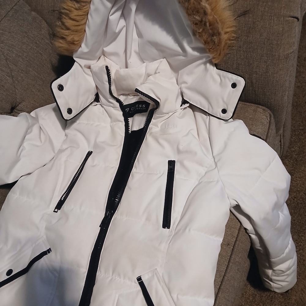 Guess White Puffer Winter Coat with Black Accents.  Size L.